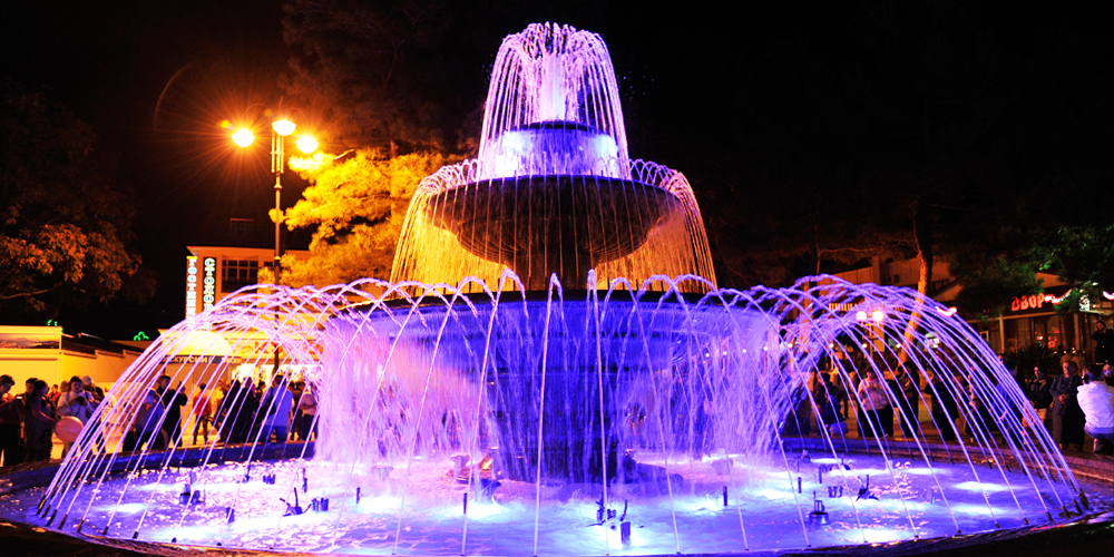 [home] Gelendzhik-Fontana-Musicale-Lermontovskiy-Boulevard_1